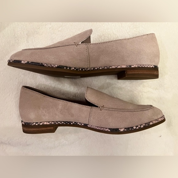 Dolce Vita Cruze Loafers Natural Suede NIB Size 7 - Picture 2 of 8